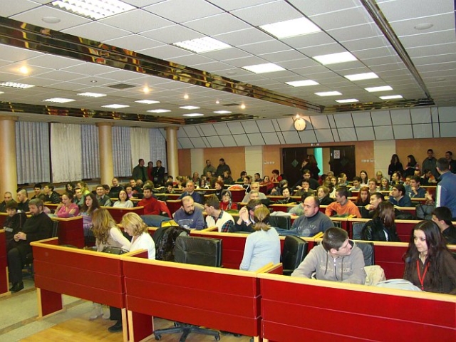 Духовна трибина у Лазаревцу