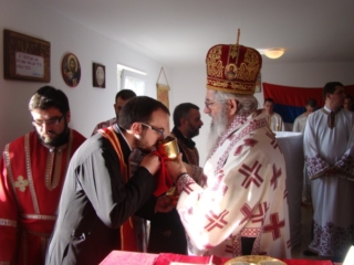 Крштење у заједници Земља живих