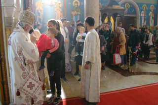 Света Архијерејска Литургија у храму Светог великомученика Димитрија Света Архијерејска Литургија у храму Светог великомученика Димитрија