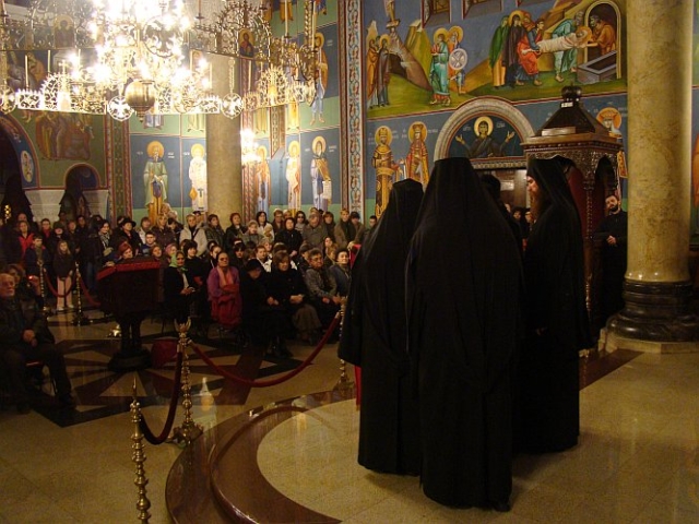 Хор дечанских монаха