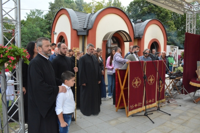 Sveta arhijerejska liturgija u Rudovcima