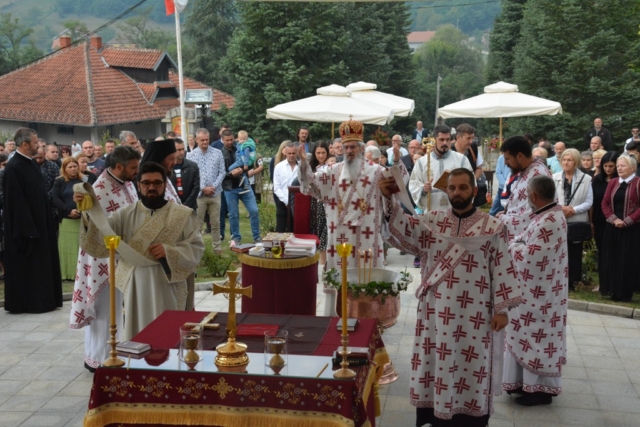 Sveta arhijerejska liturgija u Rudovcima