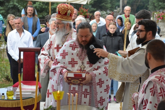 Sveta arhijerejska liturgija u Rudovcima
