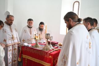 светa архијерејскa Литургијa у манастиру Светог великомученика Георгија у Ћелијама_12 светa архијерејскa Литургијa