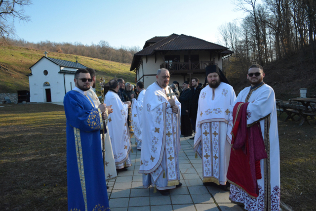 celije_4 Архијерејска литургија