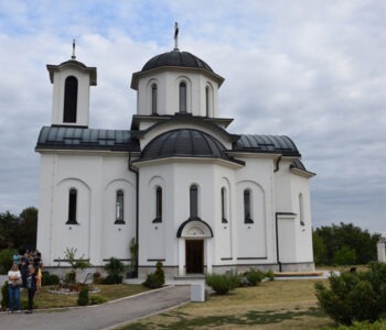 Arhijerejska liturgija u Petki