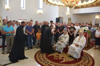 Arhijerejska liturgija u Petki